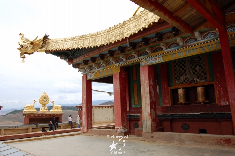 Tibetan architecture