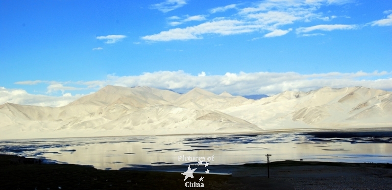 Quiet Lake in Xinjiang