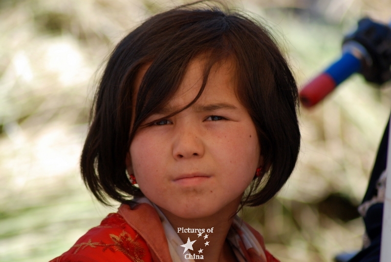 Young Yuighur girl