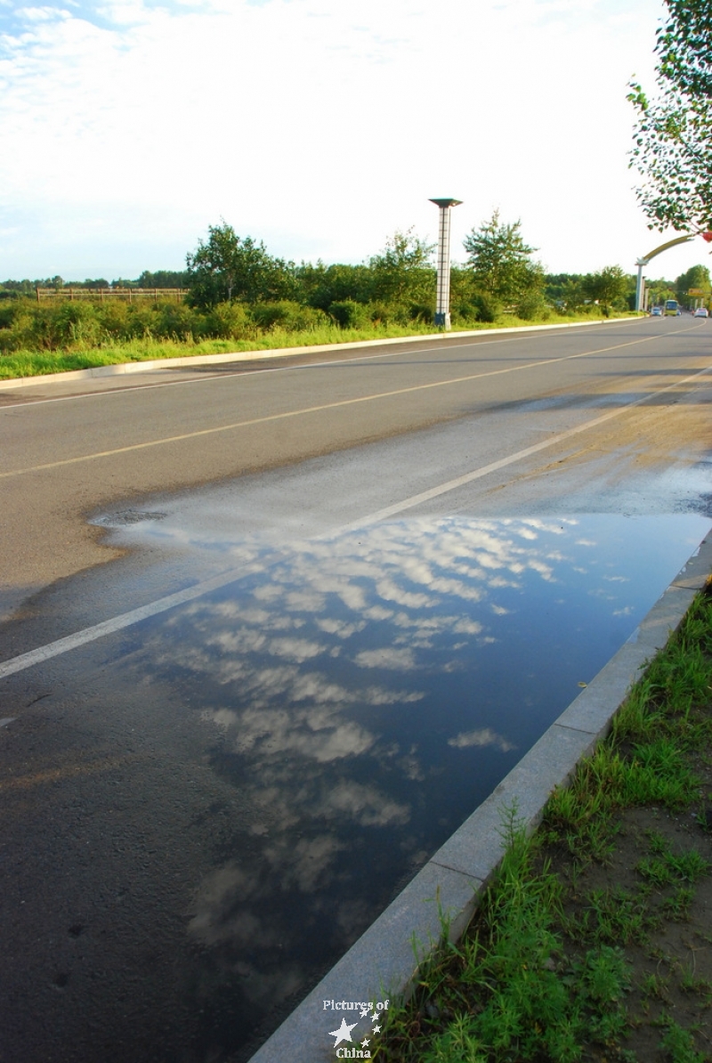 Sky in a puddle