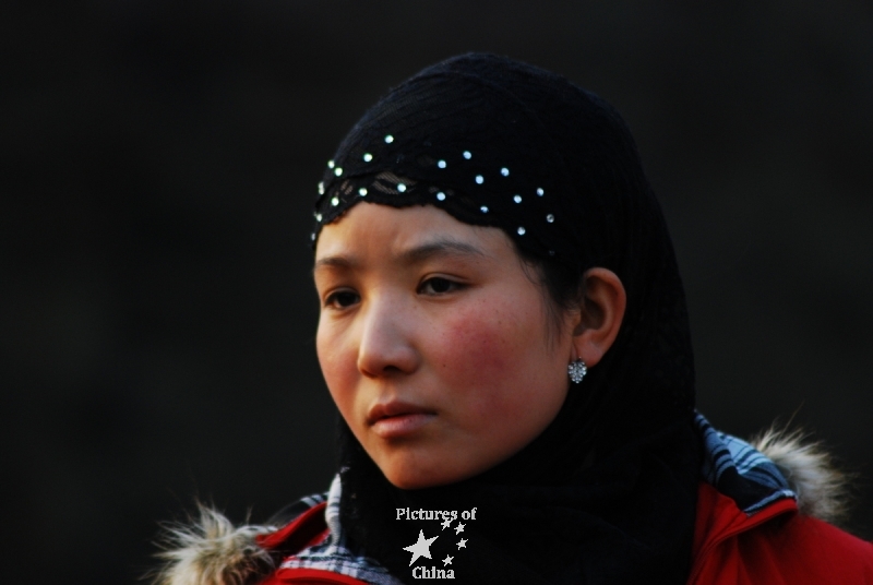 Hui woman minority