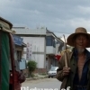 Crossing the street, Dali (Yunnan)